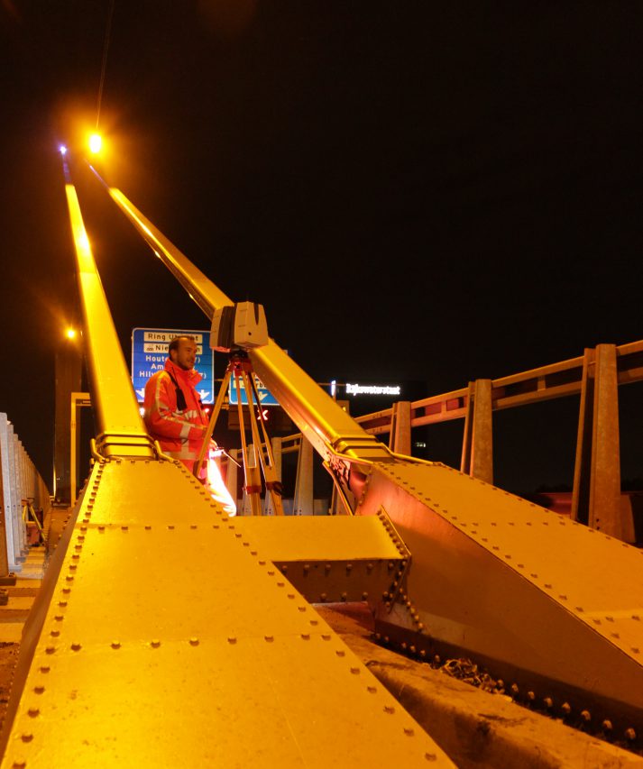 3Dscanning_Galecopperbrug Leica P40 3D scanner op Galecopperbrug Utrecht